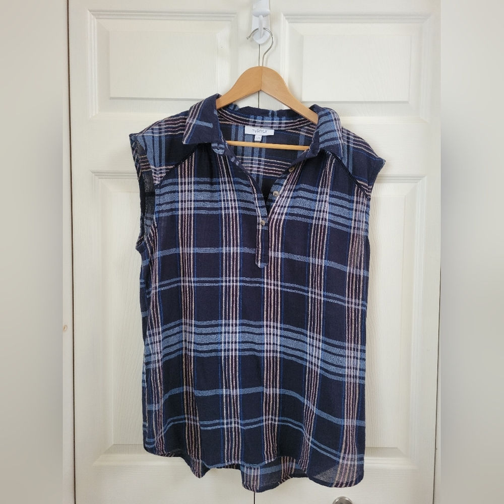 Sleeveless Plaid Shirt
